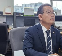 강준현, 법원 유치 인천과 경쟁