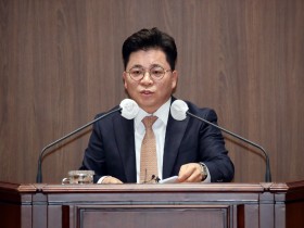김민수 의원 “신금강대교, 다양한 기능의 랜드마크로 건설”
